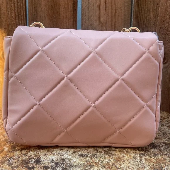 Badgley Mischka Quilted Big Chain Crossbody Bag - Picture 5 of 14